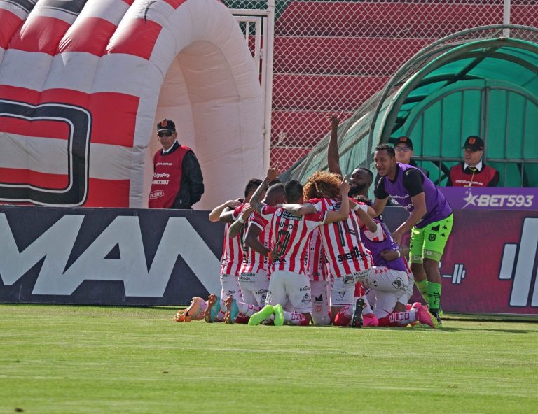 (VIDEO) GUAL4CE0 RECIBIÓ UNA ‘PALIZA’: Gran goleada de Técnico Universitario en Ambato