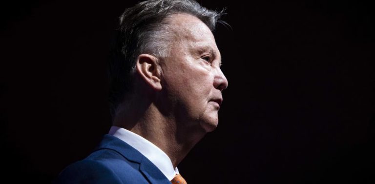 Van Gaal, sobre su cáncer: “Será un milagro que pueda volver a ir al baño yo solo”