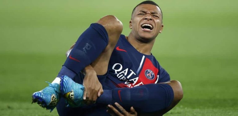 (VIDEO) MALAS NOTICIAS PARA LUÍS ENRIQUE: Mbappé, lesionado