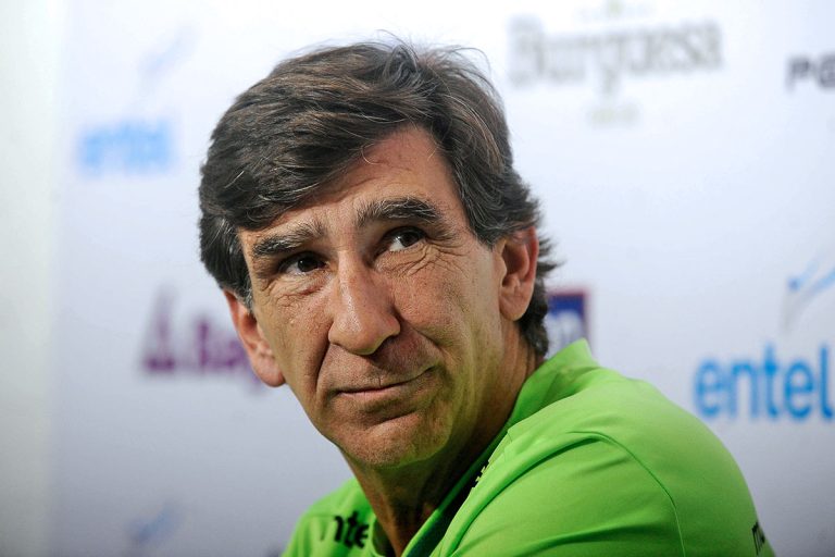 Gustavo Costas: “Hay que pedirle perdón a la gente”
