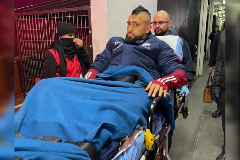 (VIDEO) Arturo Vidal fue operado con éxito y se perdería lo que queda de 2023