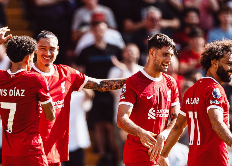 (VIDEO) Liverpool goleó sin complicaciones al Aston Villa