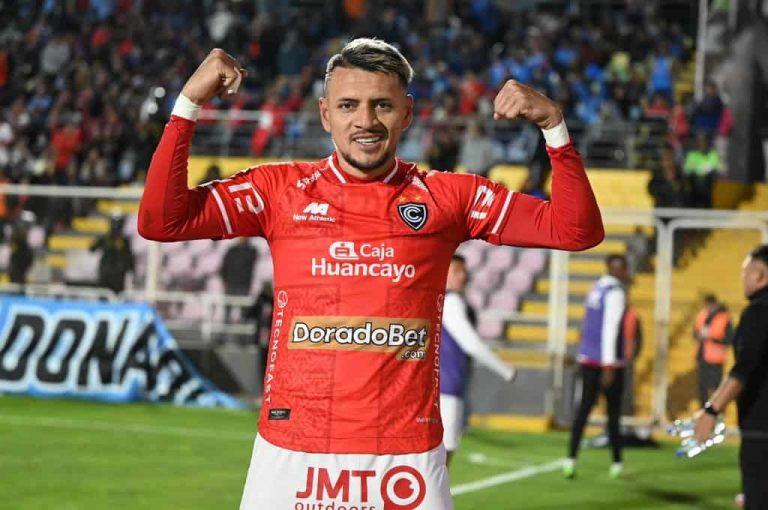 (VIDEO) GOL de Carlos Garcés en el fútbol peruano
