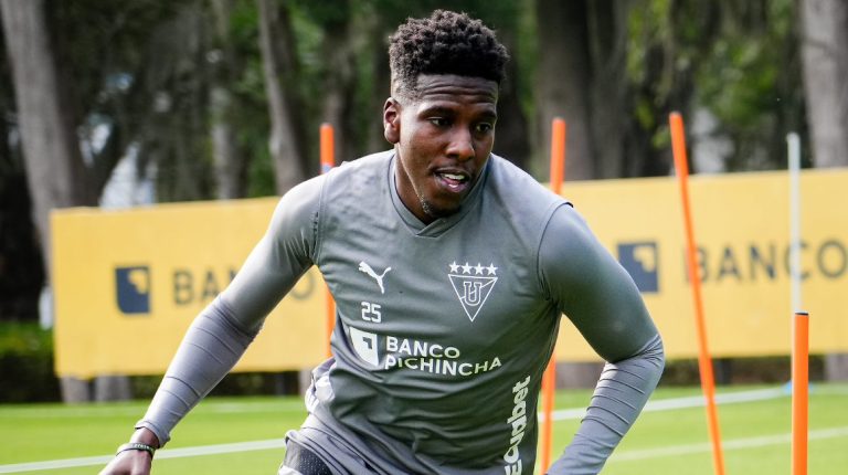 MALAS NOTICIAS EN LDU: Jan Hurtado, fuera un mes por lesión