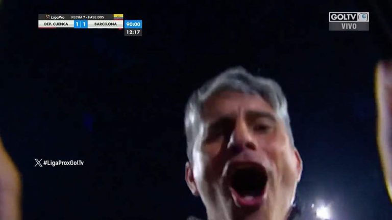 (VIDEO) La eufórica reacción de Diego López tras el gol de Jesús Trindade