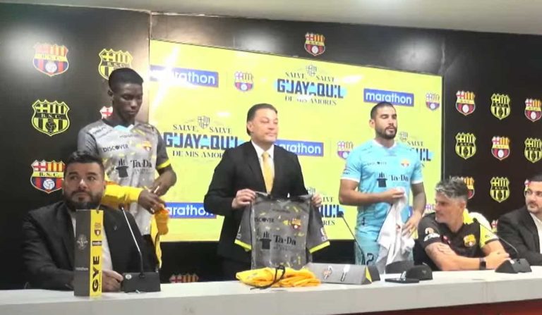 (VIDEO) Noticia Banco Guayaquil: BSC presentó su nueva indumentaria por las fiestas octubrinas