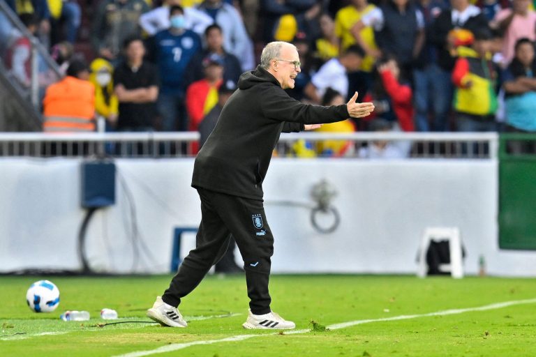 Marcelo Bielsa destacó a Pervis Estupiñán tras el Ecuador vs Uruguay
