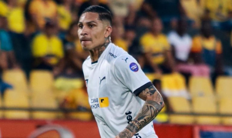 Paolo Guerrero está en duda para el duelo ante Orense