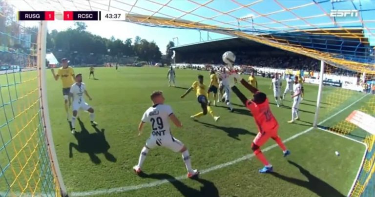 (VIDEO) EN SU PRIMERA TITULARIDAD: Kevin Rodríguez casi anota un gol en Europa