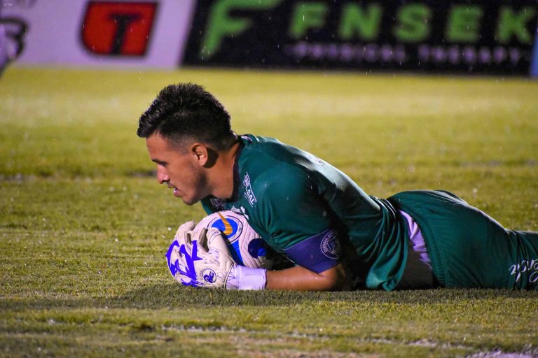 Gonzalo Valle: “No se me pasa por la mente el tema del descenso”