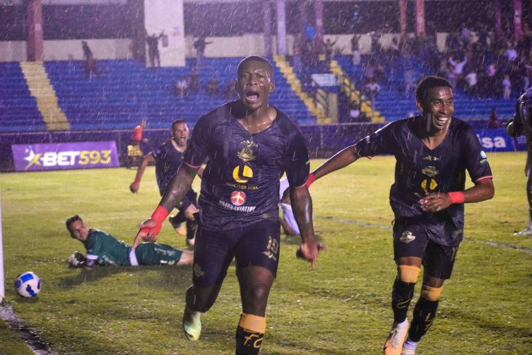 (VIDEO) EL DESCENSO AL ROJO VIVO: Libertad FC derrotó a Guayaquil City