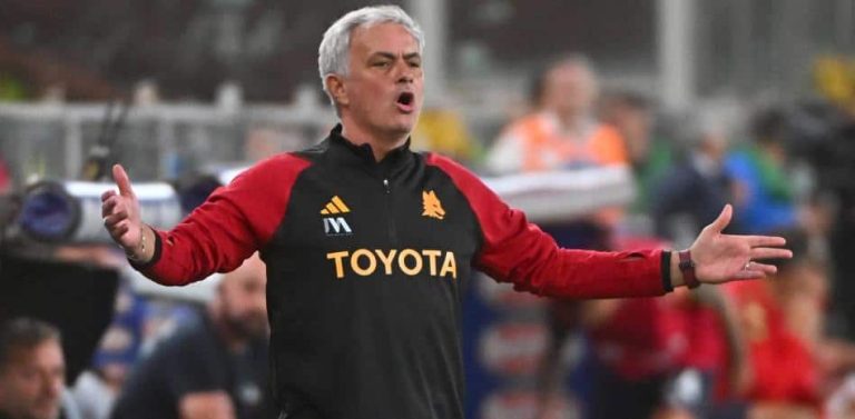 Mourinho asegura que “rechazó la mayor oferta de la historia” de Arabia