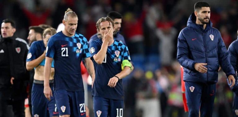 (VIDEO) Croacia cae en Gales con Modric y se complica la clasificación