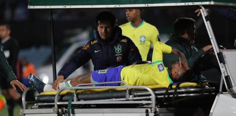 Neymar, hundido: “Es un momento muy triste, el peor”