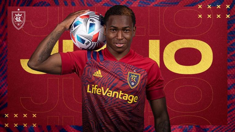 (VIDEO) Asistencia de Anderson Julio, pero su equipo perdió