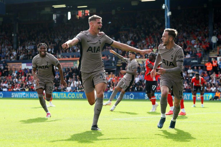 (VIDEO) Tottenham ganó y es líder de la Premier League