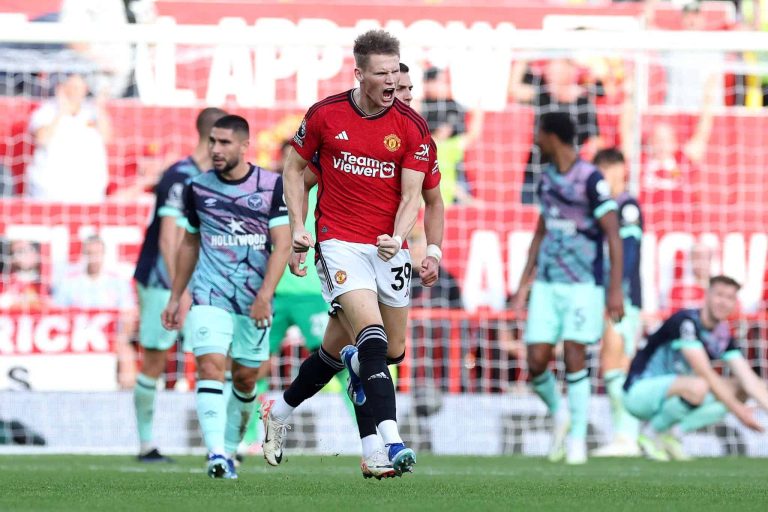 (VIDEO) CON GOLES AL 93′ Y 96′: Manchester United lo dio vuelta y venció al Brentford