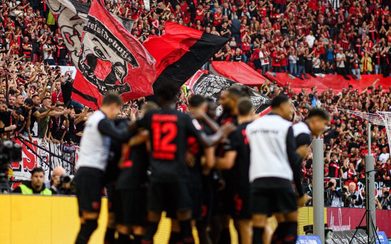 FESTEJA LA ‘XABINETA’: ¡Goleó el Leverkusen e Hincapié sumó minutos!