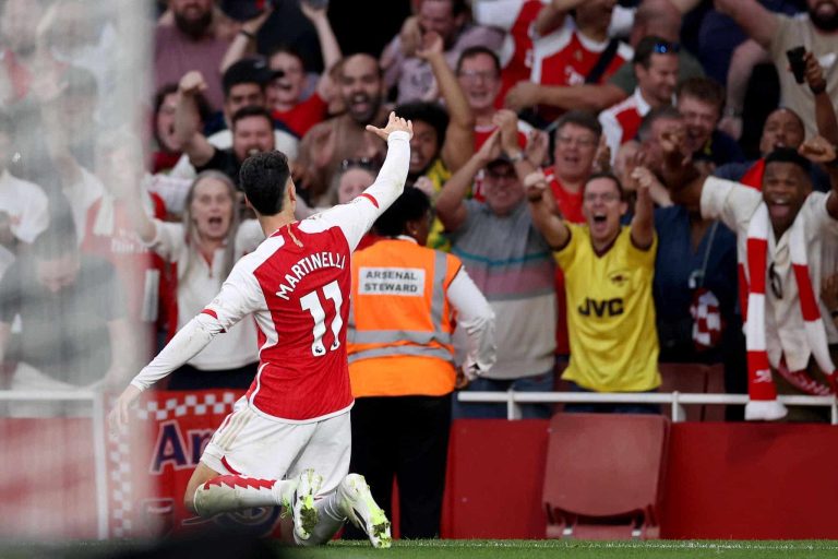 (VIDEO) ¡Arsenal venció al City y trepa al podio de la Premier League!