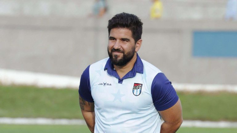 Dalo Bucaram debutó con victoria como DT