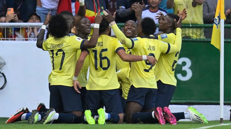 ¡EN CAPILLA! Los jugadores de la Tri que pueden ser baja ante Chile