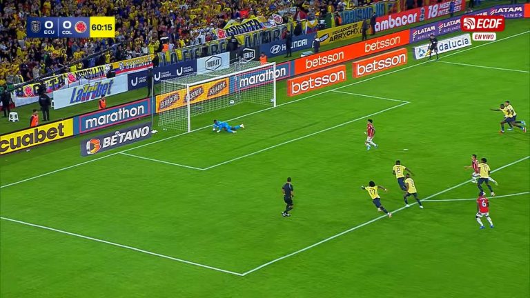 (VIDEO) LA ‘ARAÑA’ DIJO QUE NO: Moisés Ramírez le atajó el penal a Luis Díaz