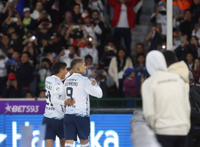 (VIDEO) HUELE A FINAL: LDU derrotó a IDV en el Rodrigo Paz