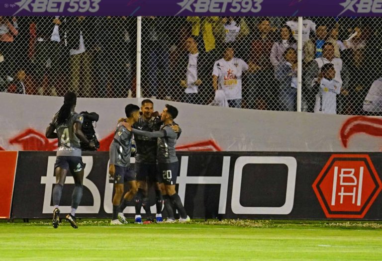 EL LIDERATO ES ‘ALBO’: LDU ganó y es el nuevo puntero de la LigaPro