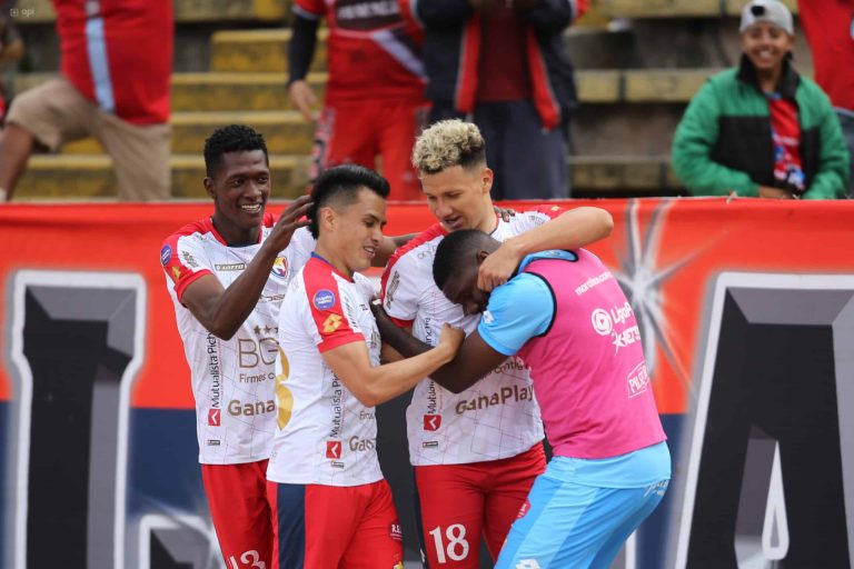 EL ‘ROJO’ QUIERE LIBERTADORES: El Nacional se impuso a Gualaceo en el Atahualpa