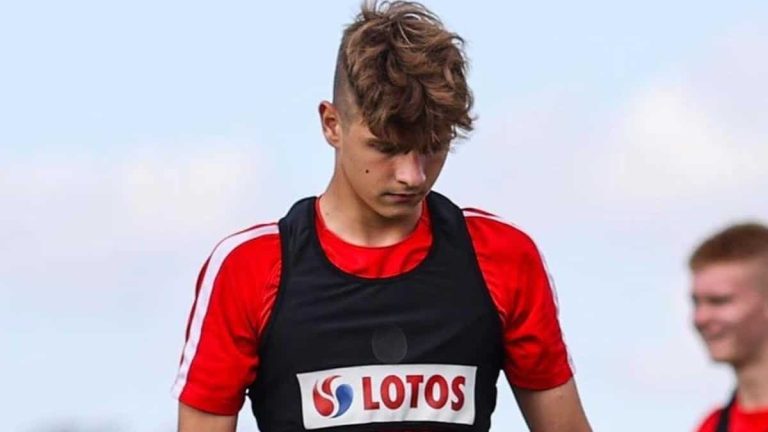 Polonia expulsa a cuatro jugadores de la Sub 17… ¡por emborracharse en la previa!