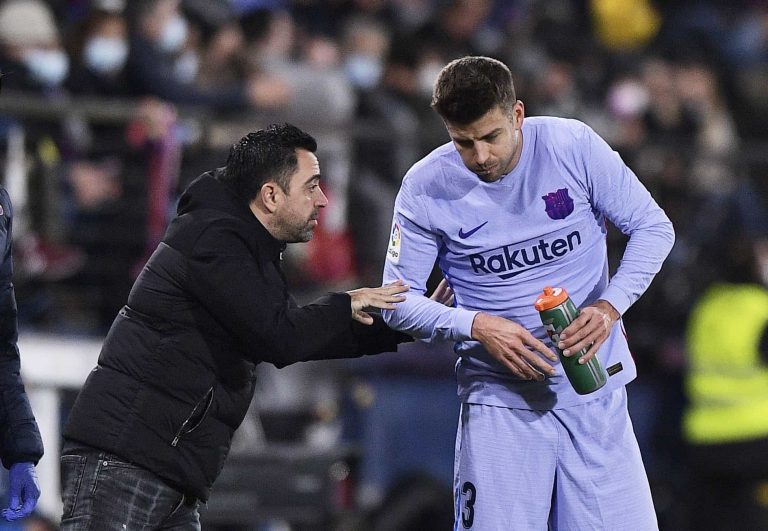 Piqué: “No hay nadie como Xavi para volver a jugar bien”