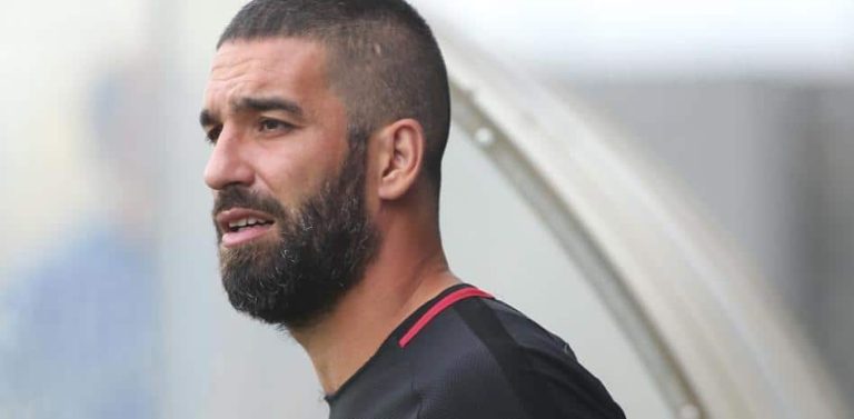 Arda Turan, arruinado tras perder 13 millones de euros en una supuesta estafa
