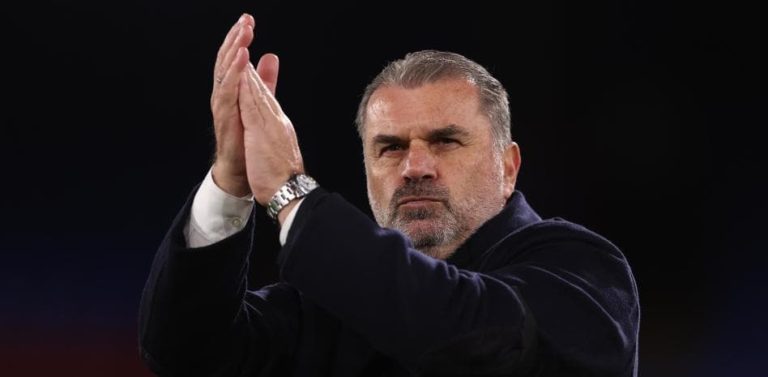 Postecoglou, mejor entrenador por tercer mes consecutivo en la Premier League