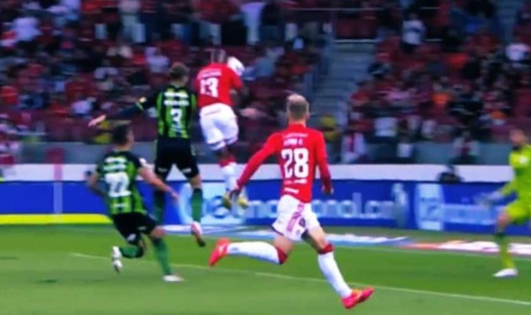 ‘AIR VALENCIA’: Destacan a Enner por su último gol en Brasil