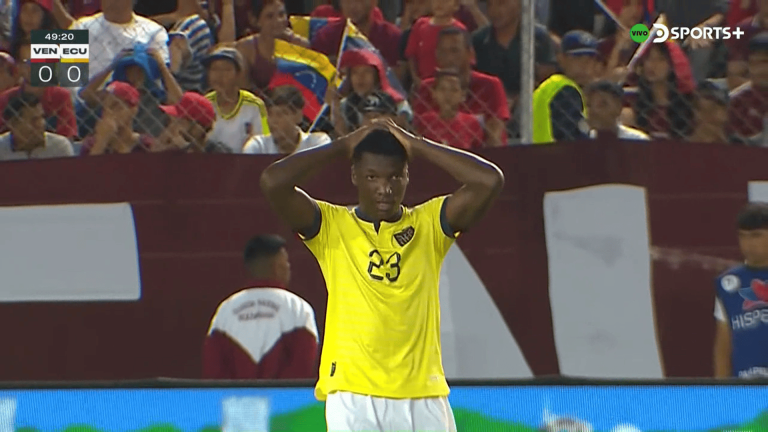(VIDEO) ¡Iba a ser un golazo! El remate sorpresivo de Moisés Caicedo ante Venezuela
