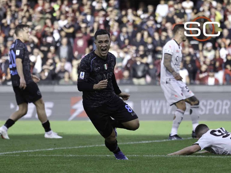 (VIDEO) Recupera terreno: Napoli venció de visita al colero Salernitana
