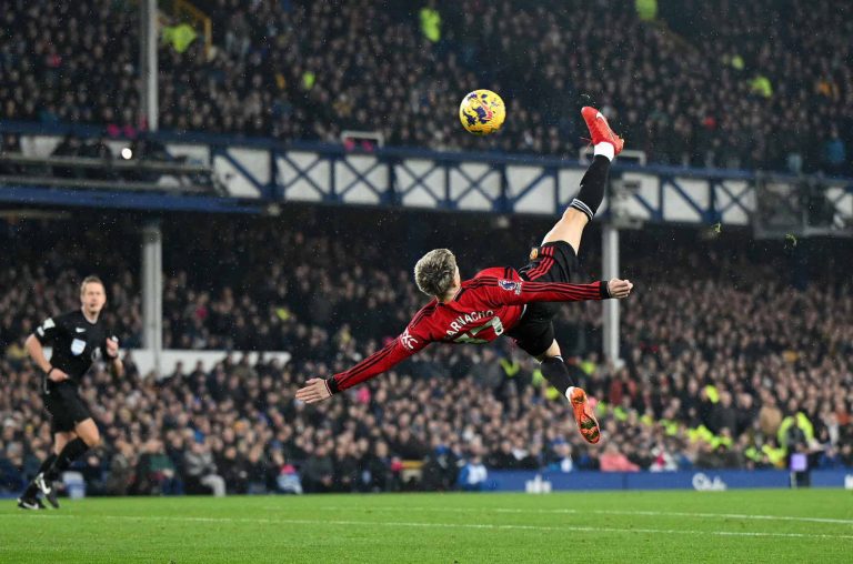 (VIDEO) Con golazo de Garnacho: Manchester United goleó al Everton