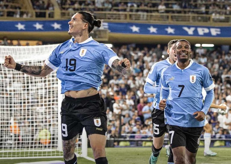 (VIDEO) GOLPE AL CAMPEÓN MUNDIAL: Argentina cayó ante Uruguay de local