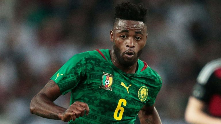 Alex Song anunció su retiro profesional a los 36 años