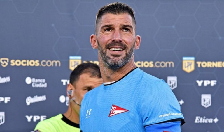 Desde Argentina reportan que Independiente del Valle quiere a Mariano Andújar