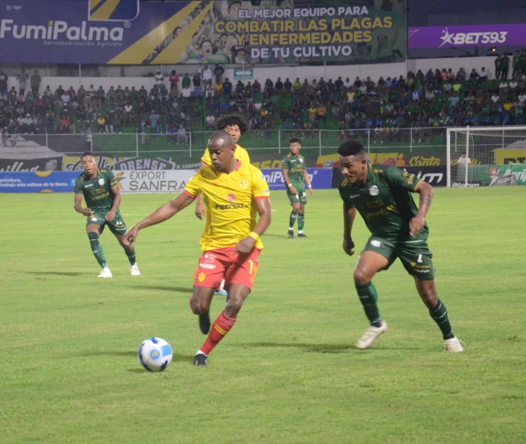 A LA LIBERTADORES SOBRE EL FINAL: Dramática victoria de Aucas; Orense, sin pan ni pedazo