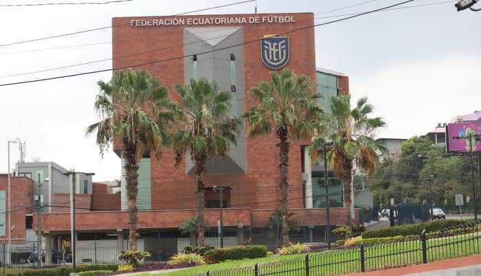 La FEF le da la razón al Ministerio del Deporte y anuncia reglamento de regularización
