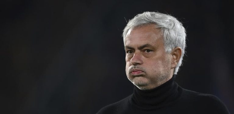 (VIDEO) Mourinho humilla a Renato Sanches y luego le pide perdón