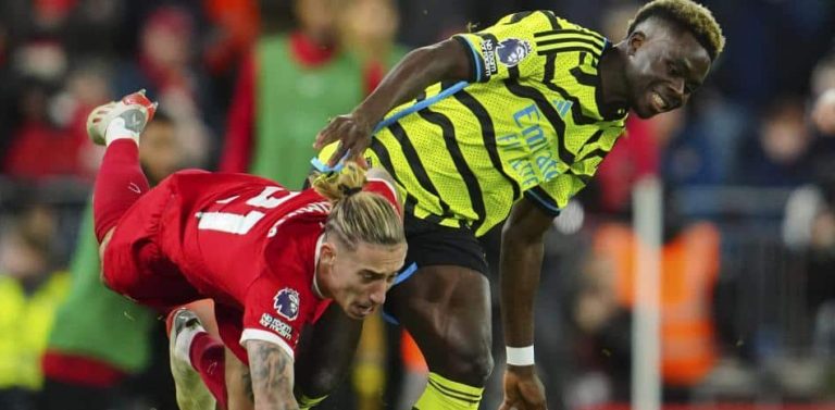 Mala noticia para Klopp y Saka pide perdón