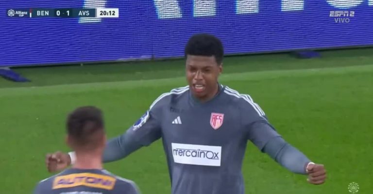 (VIDEO) GOLAZO TRICOLOR EN PORTUGAL: John Mercado anotó ante el Benfica