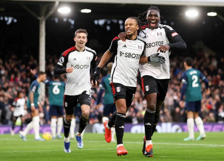 (VIDEO) SE LO DIERON VUELTA: Arsenal cayó de visita ante Fulham