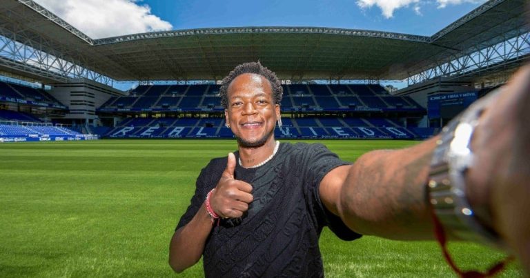 ¡Romario Ibarra ya no es jugador de Real Oviedo de España!