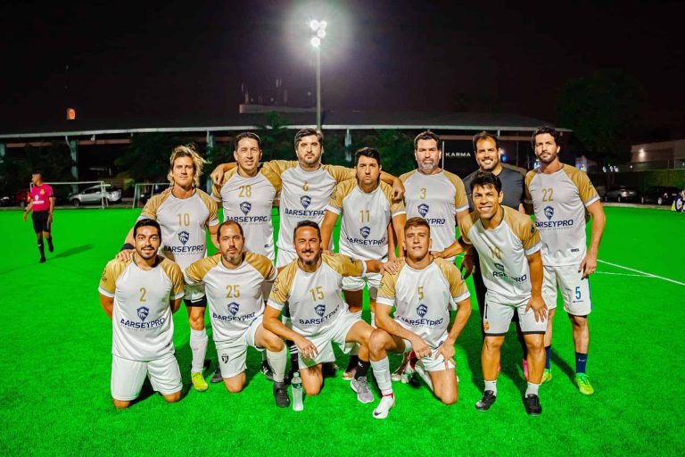 LOS DETALLES: Se disputan los cuartos de final de la Flash Cup