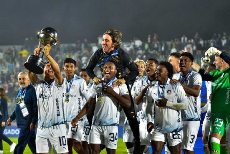 “SOMOS CAMPEONES”, la nueva canción de LDU