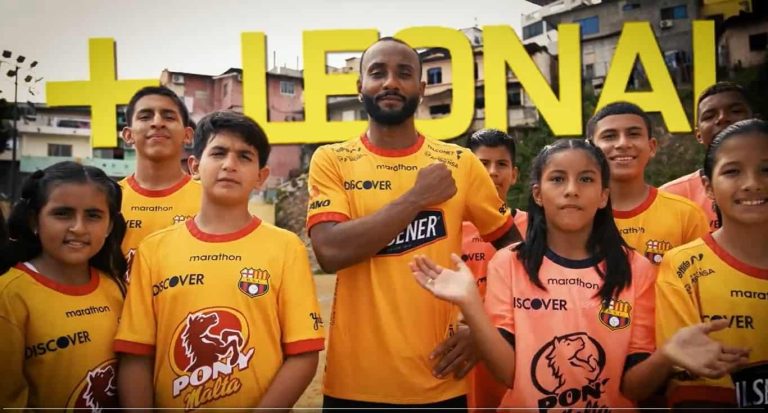 (VIDEO) OFICIAL: BSC confirmó la renovación de Leonai Souza